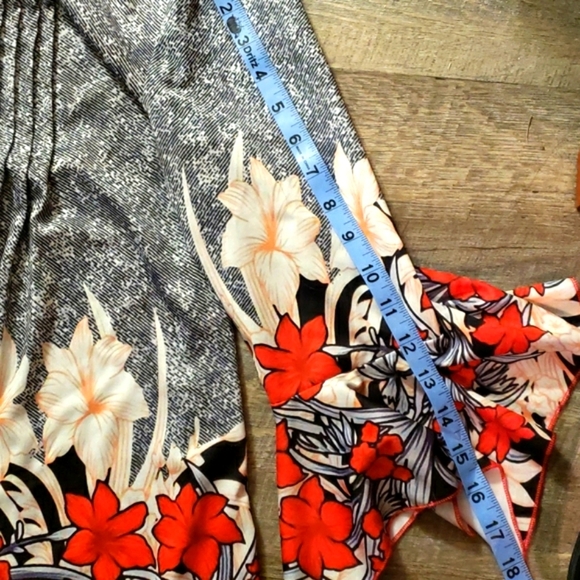 Boutique Women's tunic top size M - Picture 14 of 15